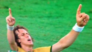 david_luiz20140705_wining.jpg