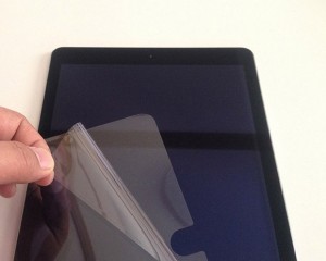 15_ipad_air2_elecom_silicon_case_film_peeled.jpg