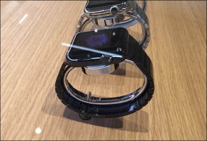 14-applewatch-linkbracelet_thumb.jpg