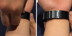 applewatch-linkbracelet-fitting-3-put.jpg