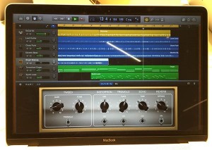 macbook-2015-31-garageband-effector.jpg