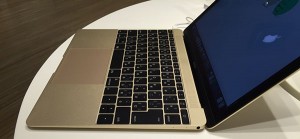 macbook-2015-7-speaker-mic-headphone.jpg
