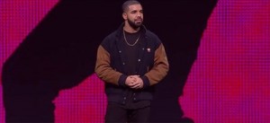 apple-music-119-44-drake2_thumb.jpg
