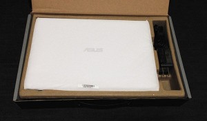 11-asus-eeepc-netbook-x205ta-front-open.jpg
