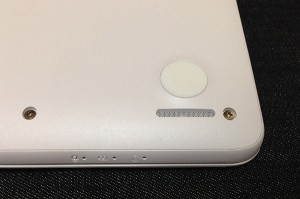 15-asus-notepc-x205ta-speaker1.jpg