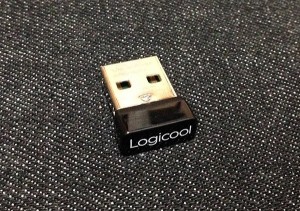 5-asus-eeepc-netbook-x205ta-bluetooth-mouse-antena.jpg