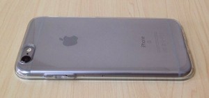 3-iphone6s-case-kinta-silicon-clear-pow-btn.jpg