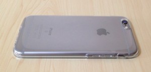 41-iphone6s-case-kinta-silicon-clear-vol-btn_thumb.jpg