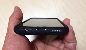 6-ibuffalo-silicone-case-BSIP15CSBK.jpg