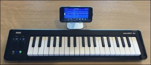 10-ipad-korg-microkey-air-midi-keybord-gadjet_thumb.jpg