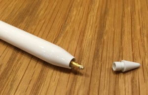 13-apple-pencil-tip-remove.jpg