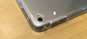 13-ipad-pro12.9-clean-case-camera-position.jpg