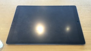 7-ipad-pro-12-9-glass-film-before.jpg