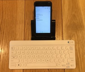 a7-bluetooth-keybord-nintendo-pokemon-iphone-tate.jpg