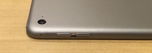 10-ipad-pro-volume-camera.jpg