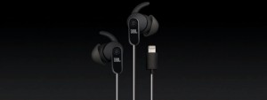 32-jbl-lightning-earphone.jpg