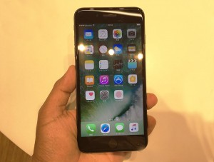 7-iphone7-plus-home.jpg