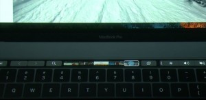 18-macbookpro-touchbar-safaritab.jpg