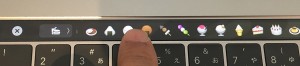 4-mac-touchbar-emoji.jpg