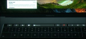 6-macbookpro-touchbar-mail_thumb.jpg