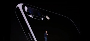 7-iphone8_thumb.jpg