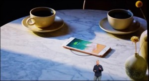 99-iphone8-wireless-charge_thumb.jpg