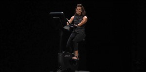 1-wwdc201806-applewatch-fitness_thumb.jpg