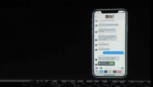 3-wwdc201806-apple-event-facetime.jpg