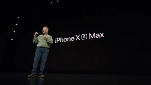 01-iphone-xs-max_thumb.jpg
