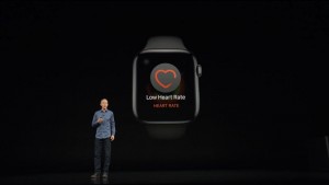 04-applewatch4-electrocardiogram_thumb.jpg