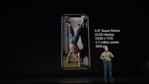 12-iphone-xs_thumb.jpg