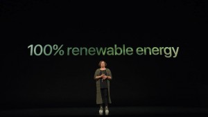 2-apple-solar-panel.jpg