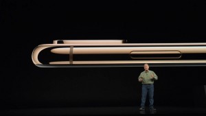 2-iphone-xs_thumb.jpg