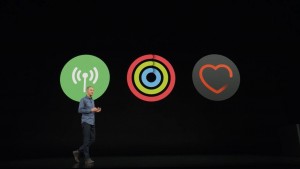 26-applewatch4-electrocardiogram.jpg