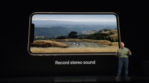 55-iphone-xs-max-camera_thumb.jpg