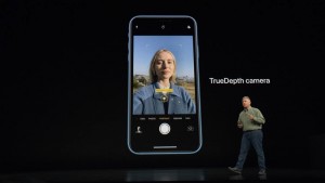 11-iphone-xr-camera.jpg