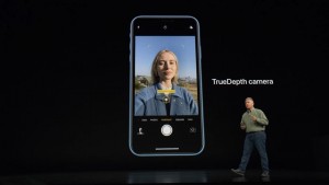 11-iphone-xr-camera_thumb.jpg