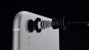 3-iphone-xr-camera.jpg