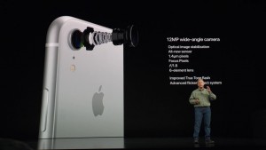 4-iphone-xr-camera.jpg