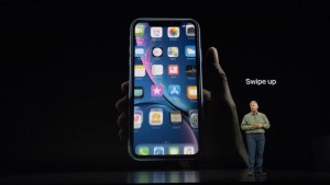 4-iphone-xr-touch_thumb.jpg