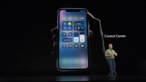 7-iphone-xr-touch.jpg