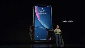 8-iphone-xr-touch_thumb.jpg