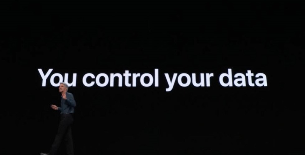 24-wwdc-2019-iphonexs-xr-max-ios13-apple-sign-in-you-control-your-data