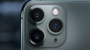 143-appleevent-2019-9-11-iphone11-pro-camera-lens.jpg