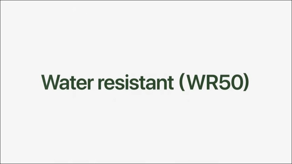 28-apple-watch7-water-resistant